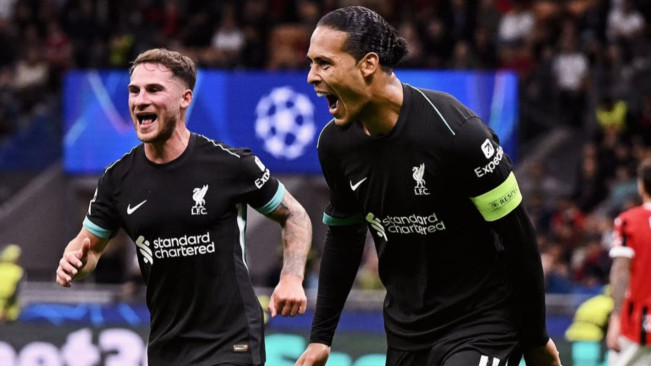Kapten Liverpool, Virgil van Dijk selebrasi rayakan gol. [Instagram]